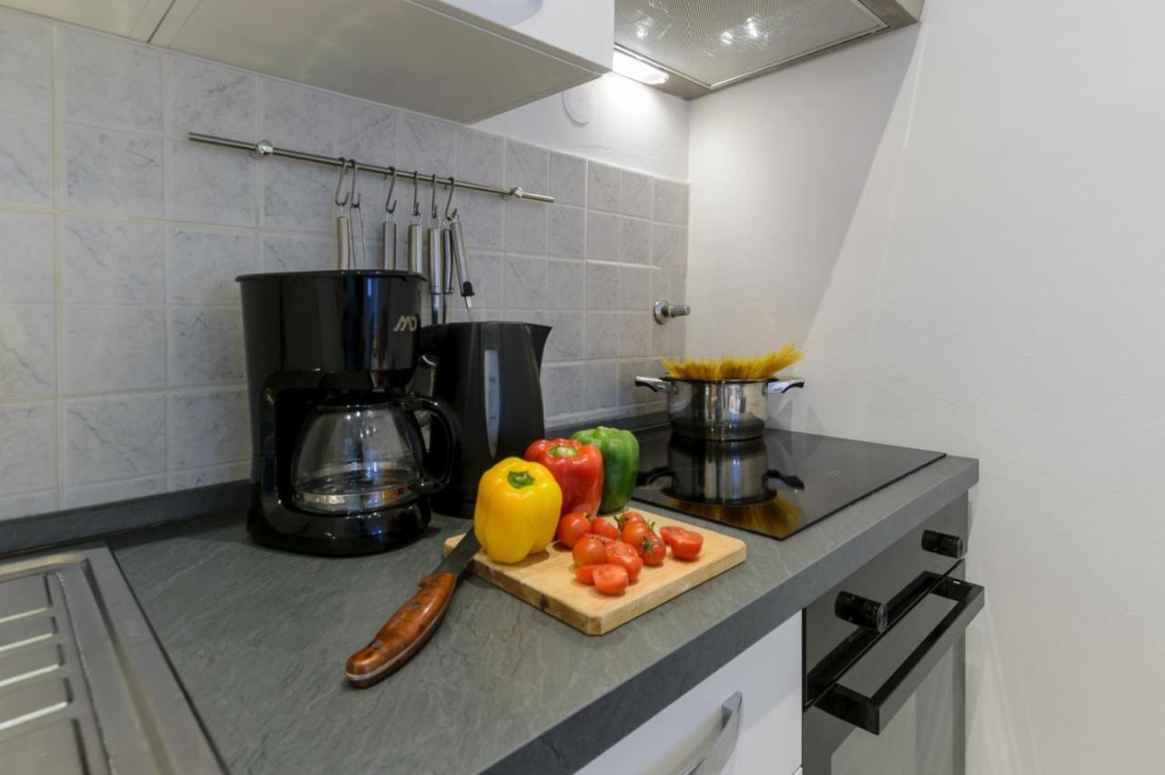 Charming Apartment In Town Center Пула Екстер'єр фото
