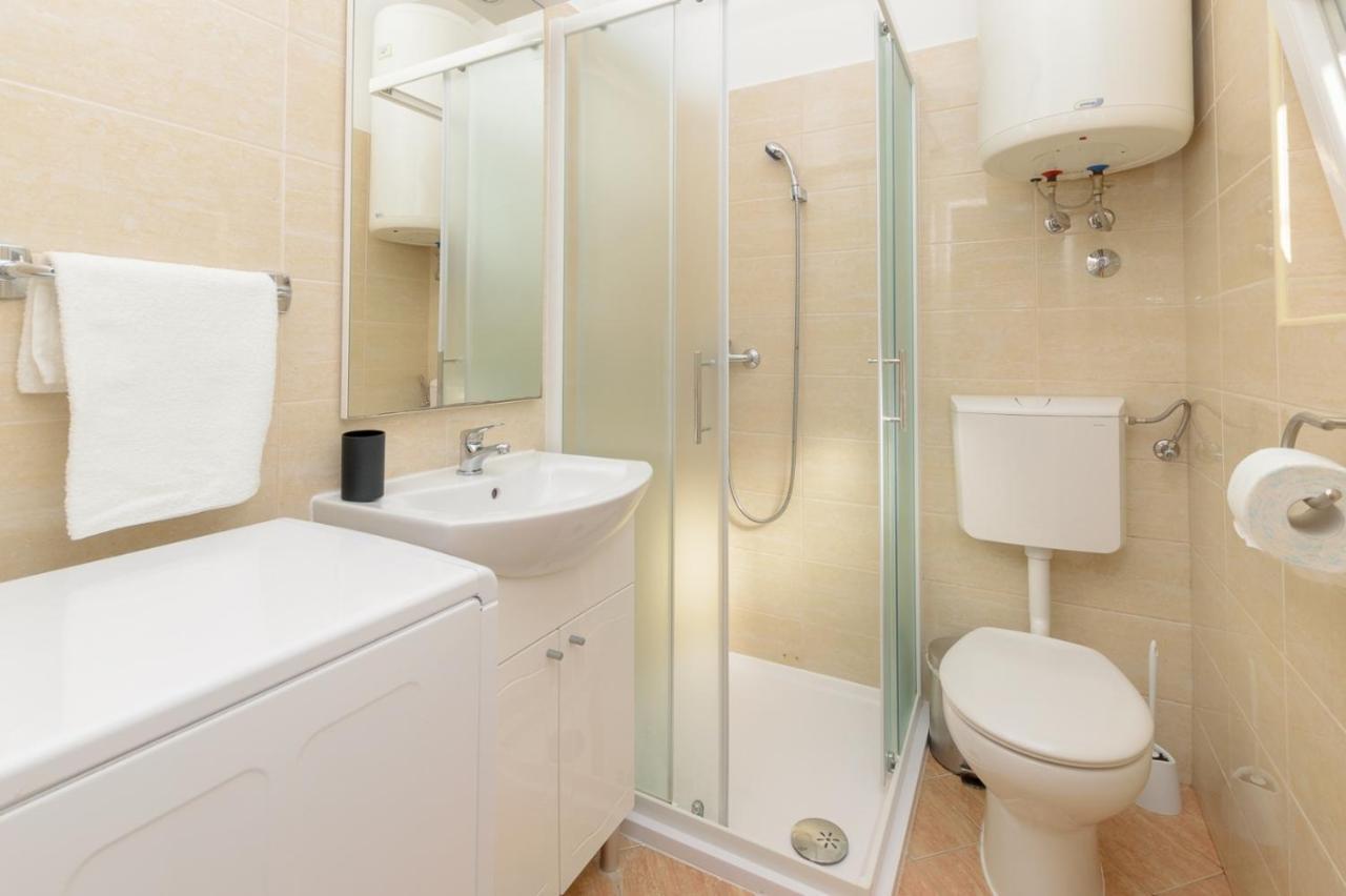 Charming Apartment In Town Center Пула Екстер'єр фото