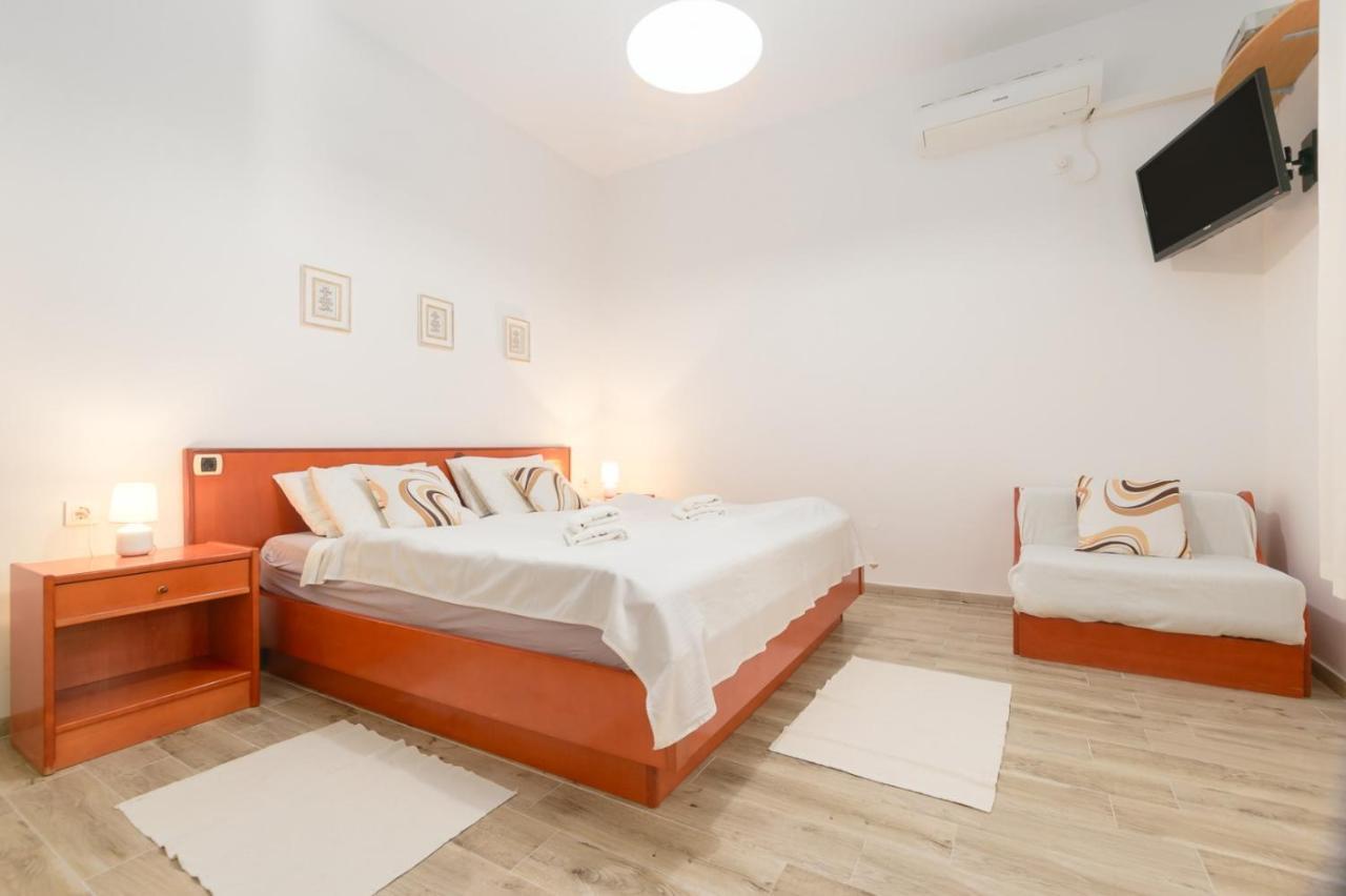 Charming Apartment In Town Center Пула Екстер'єр фото